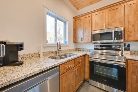 Kitchen | 1st Floor | Keurig Coffee Maker | Dishwasher