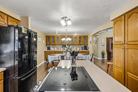 A kitchen perfect for preparing meals for the family!