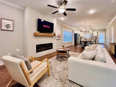 55" 4K Smart TV with Netflix, Hulu, Disney+, Prime Video, and more — your favorites are just a click away.