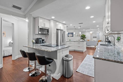 Big Kitchen with bar seating 