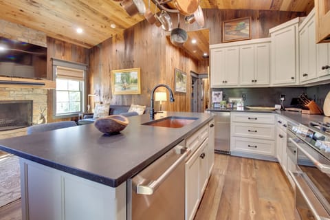 Kitchen & Dining Area | Keurig Coffee Maker | Cooking Basics