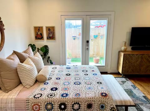 Queen bed with foam topper