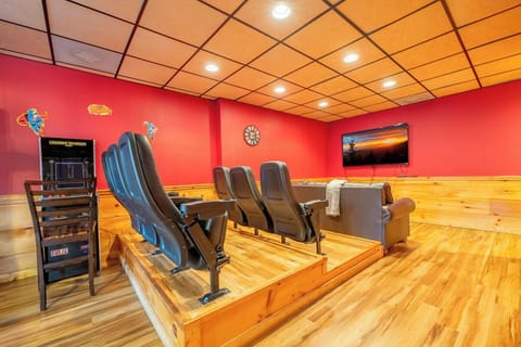 Blackberry Bijou's game/theater room