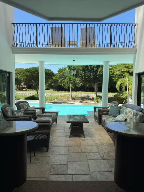 Pool so close