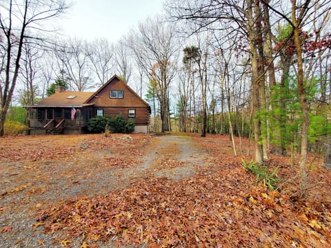 Front view of cabin from parking area