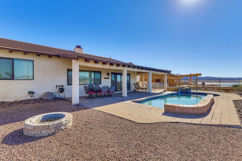 Lake Havasu City Vacation Rental | 3BR | 2BA | 1,650 Sq Ft | Small Step to Enter