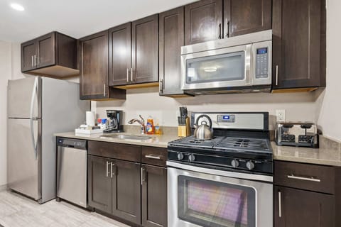 Fully equipped kitchen