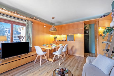 Living and dining room