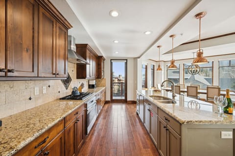 Huge Chef's Kitchen  - Seats up to 14  at 2 tables