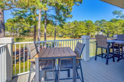 Calabash Vacation Rental | 2BR | 2BA | 1,100 Sq Ft | Stairs Required