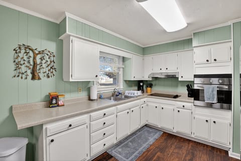 Indoors, Kitchen, Home Decor, Sink, Rug