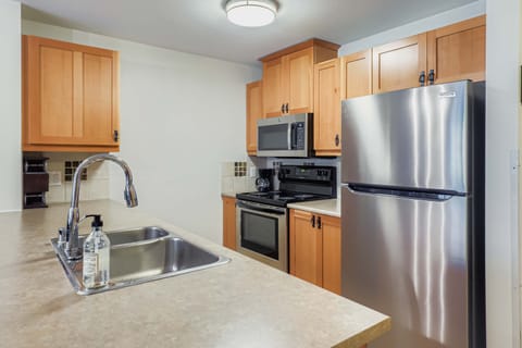 Nice kitchen with stainless appliances