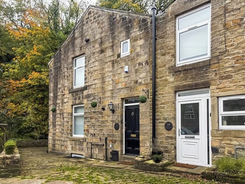 Exterior | Golden Goose Cottage - Goose Eye Retreats, Laycock