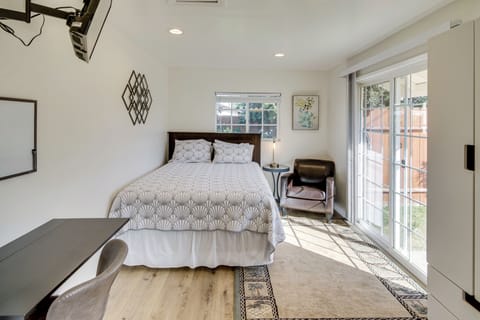 Simi Valley Vacation Rental | Studio | 1BA | 1 Step to Enter | 600 Sq Ft