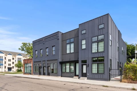 Welcome to your stylish retreat! 🏙️