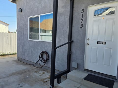 Private Entrance