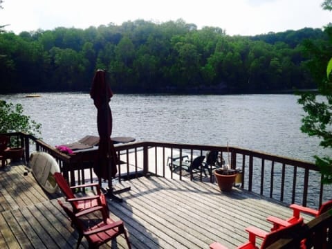 Dock