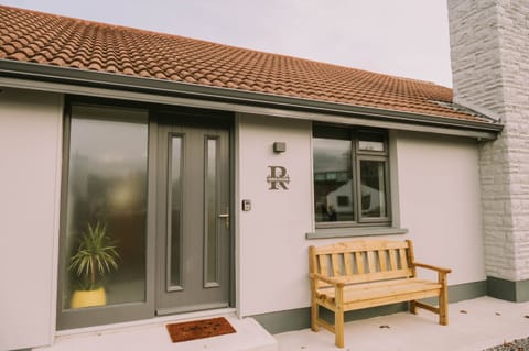 Self check-in front entrance to Riverdale