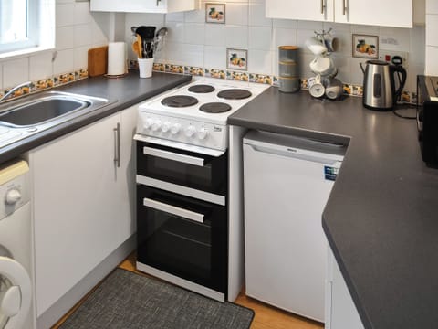 Kitchen | Maydrift, Mundesley