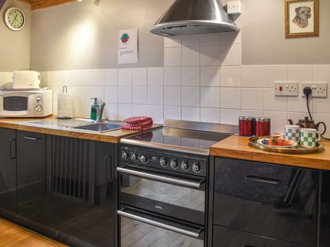 Kitchen | The Coach House - Marshgate Cottages, North Walsham