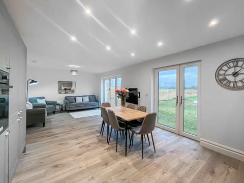 Open plan living space | Eriska View, Benderloch, by Oban