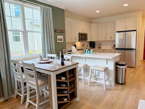 Kitchen and dining area