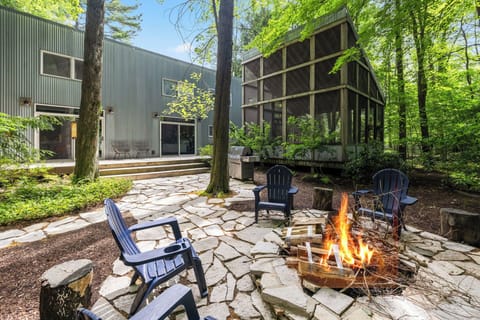 Welcome To May Chalet!