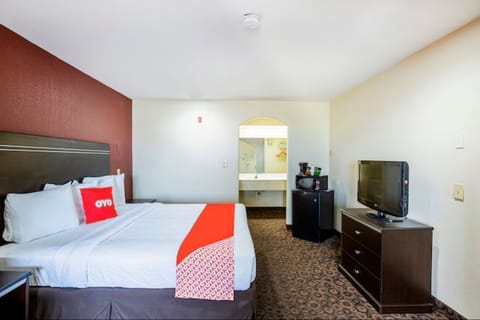 Bedroom. Interior and views may vary based on location and availability