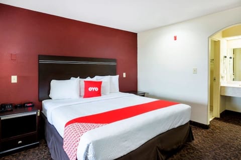 Bedroom. Interior and views may vary based on location and availability