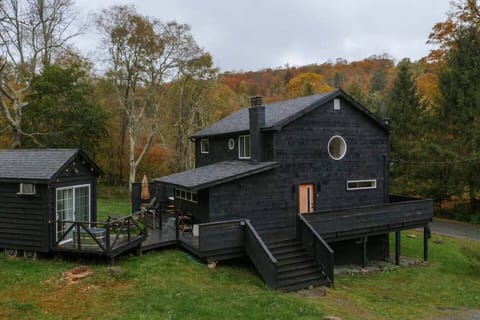 Modern cabin with forest views. Your perfect getaway vacation rental in the heart of the Catskills.