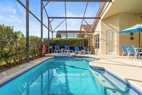 Relaxed elegance under the sun at Tuscan Tranquility Villa