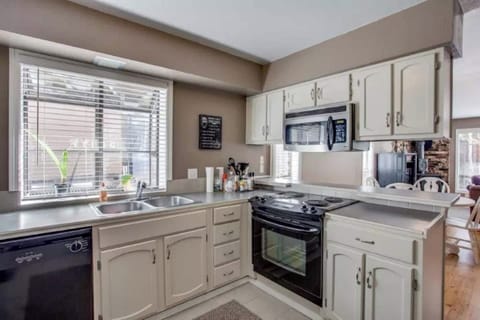 Fully Stocked Kitchen