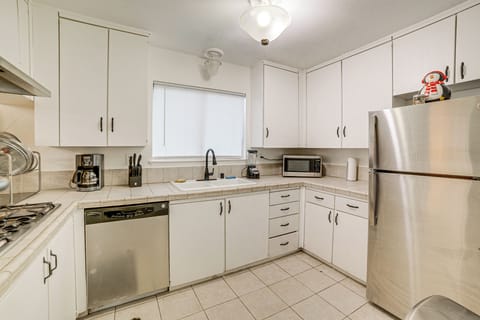 Kitchen | Cooking Basics | Drip Coffee Maker