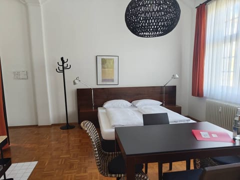 Cozy studio with extra sofa bed