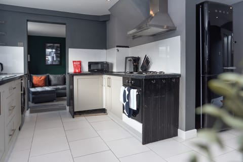 Fully equipped kitchen with oven, microwave, toaster, kettle, and everything you need to prepare a home-cooked meal after a long day. Prefer not to cook? Local takeaways and restaurants are just moments away.