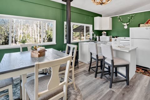 Dining Room, Dining Table, Furniture, Indoors, Table