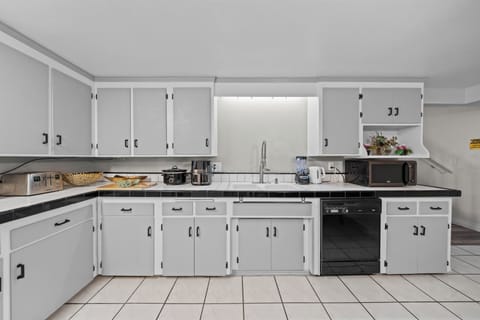 Well-equipped kitchen featuring everything you need to prepare meals.
