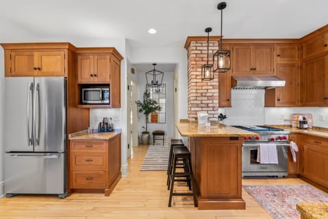 N57W6508 Center St - Cedarburg-24