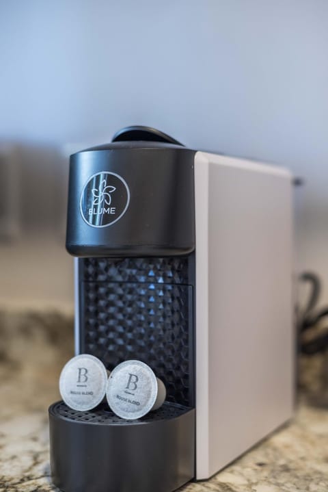 Kiandra Bantry Bay 1-Bed Near Beach & Shops (33335)