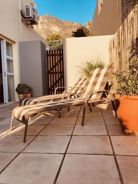 Entabeni Guest House Patio Room with Pool (32277)