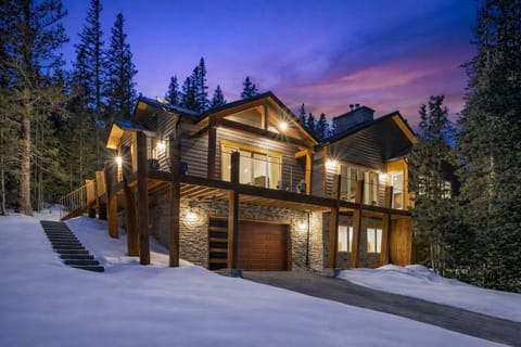 Alma Alta — a luxury mountain retreat in Colorado’s high country.