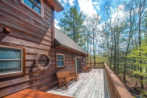 Deck retreat awaits. And, embrace nature on the spacious deck with serene forest views and comfy seating!