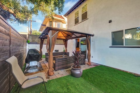 Backyard patio with gas grill
