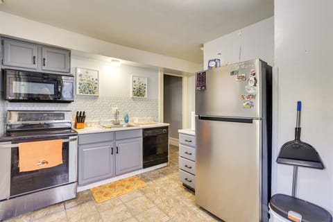 Kitchen | Keurig | Toaster | Electric Kettle