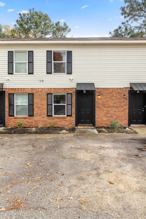 1 web or mls 001 138VillaCt UnitB Columbia SC 29170 GustavoBueno Edit Done