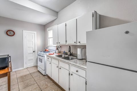 Enjoy the convenience of a fully functional space where you can prep snacks, meals, or warm up takeout with ease.