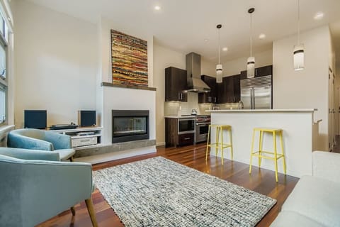 Seamless Flow Between Kitchen and Living Room