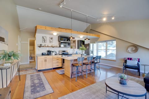 Kitchen | Dishwasher | Refrigerator