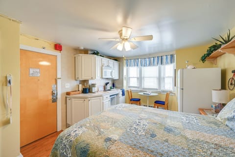 Ocean City Vacation Rental | Studio | 1BA | 350 Sq Ft | Step-Free Access