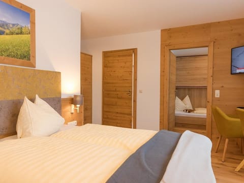 Double or 3-bed Top Comfort - Hotel Oberwirt Apartment in Viehhofen